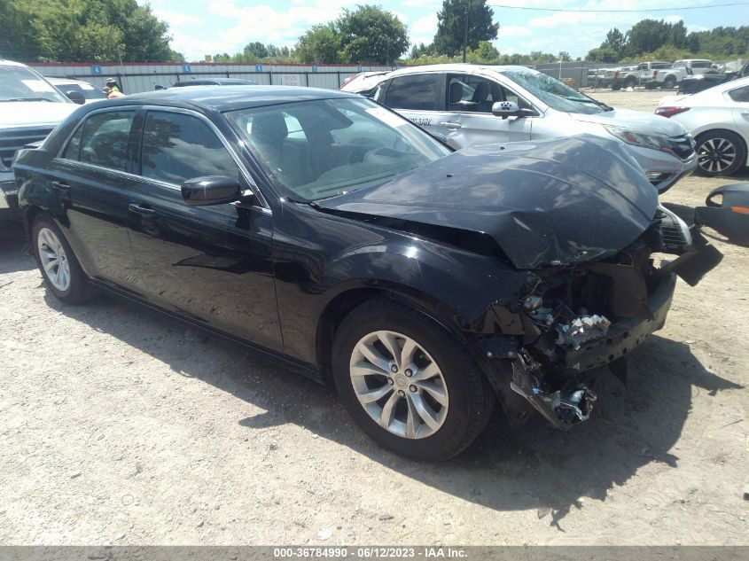 2016 CHRYSLER 300 LIMITED - 2C3CCAAG4GH135501