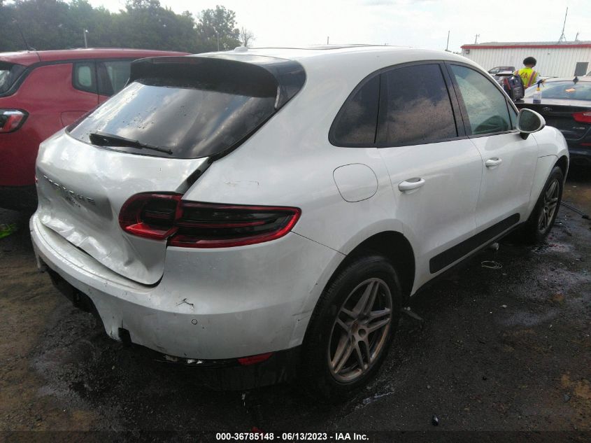 2017 PORSCHE MACAN - WP1AA2A51HLB04190