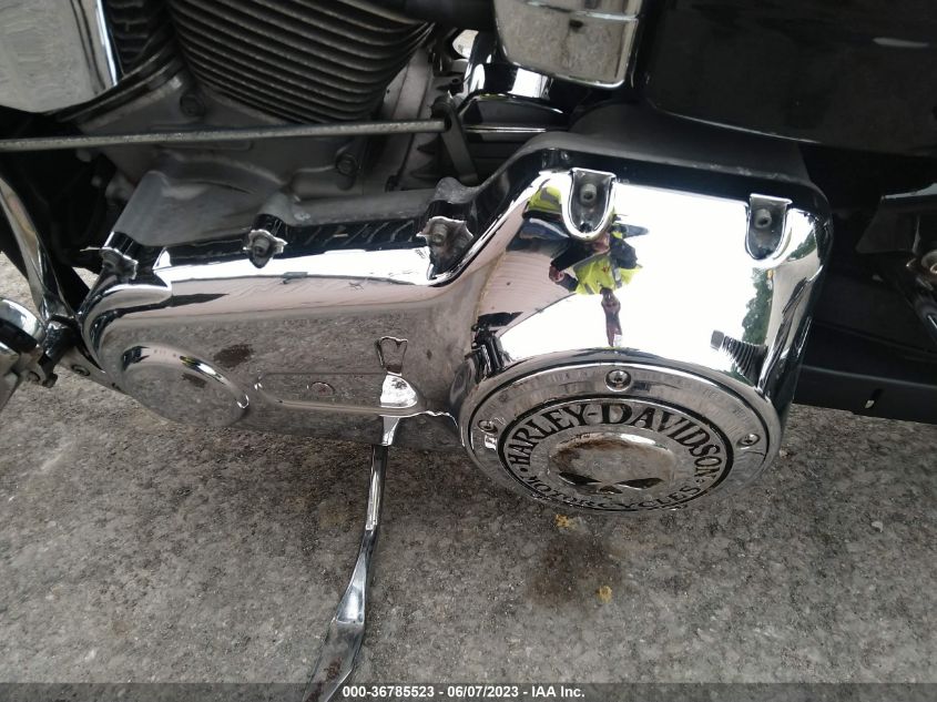 2006 HARLEY-DAVIDSON FXDI 1HD1GM1176K300564