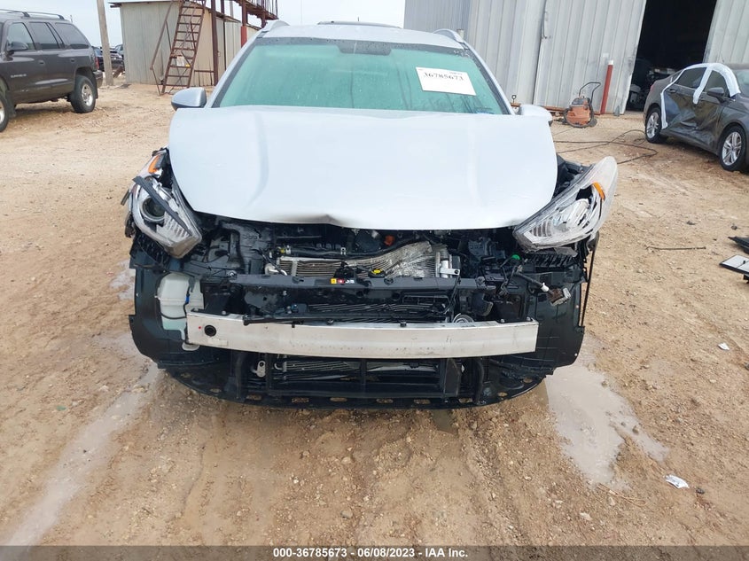 VIN KNDCB3LC2K5245421 2019 KIA NIRO LX