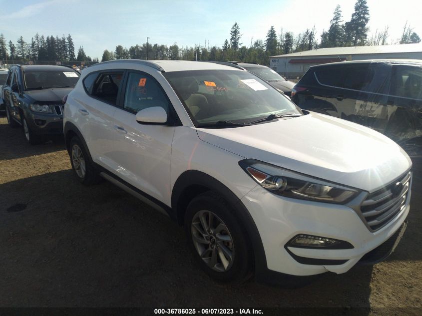 2017 HYUNDAI TUCSON SE - KM8J3CA42HU316904