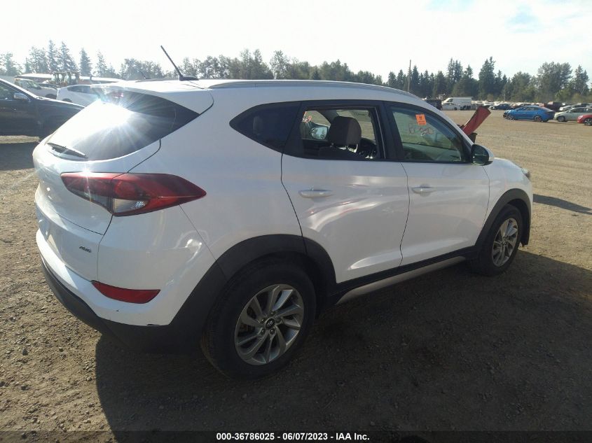 2017 HYUNDAI TUCSON SE - KM8J3CA42HU316904