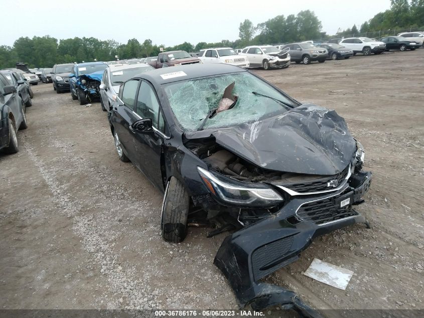 2018 CHEVROLET CRUZE LT - 1G1BE5SM5J7110292