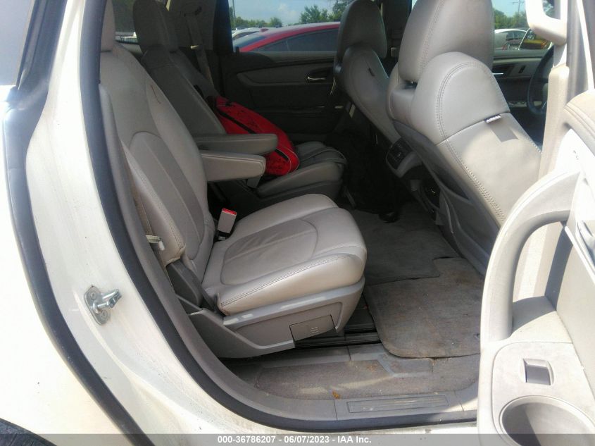 2014 CHEVROLET TRAVERSE LT - 1GNKRHKD2EJ160273