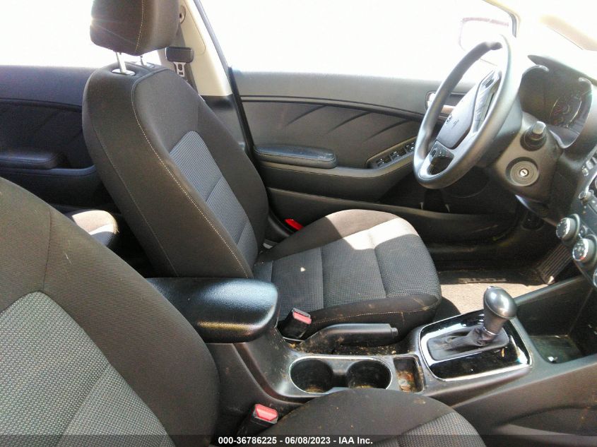 2017 KIA FORTE LX - 3KPFK4A78HE043463