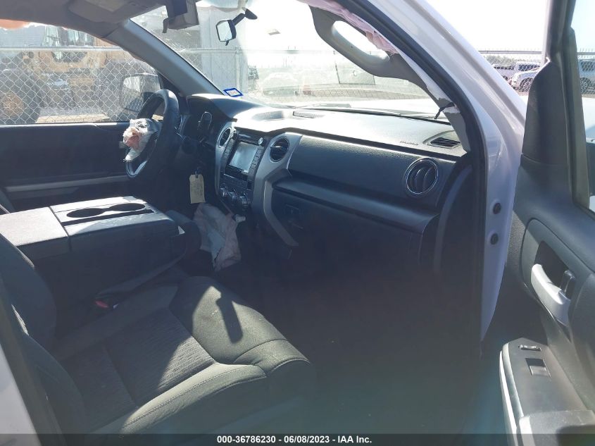 2015 TOYOTA TUNDRA DOUBLE CAB SR/SR5 - 005TFRM5F18FX0981