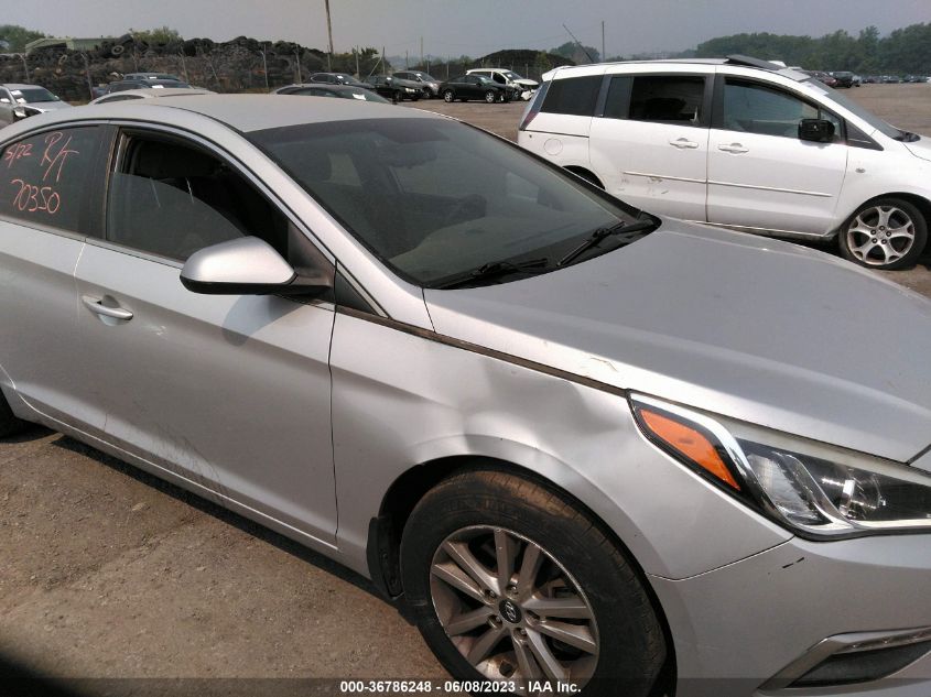 2015 HYUNDAI SONATA SE - 5NPE24AF1FH215490