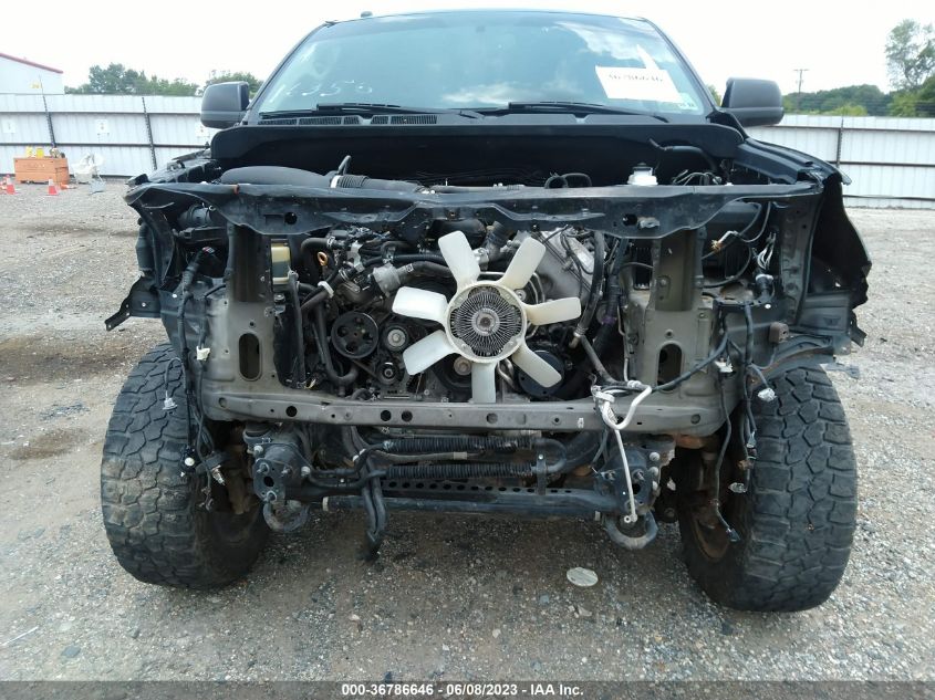2017 TOYOTA TUNDRA SR5 5.7L V8 5TFDW5F12HX661545