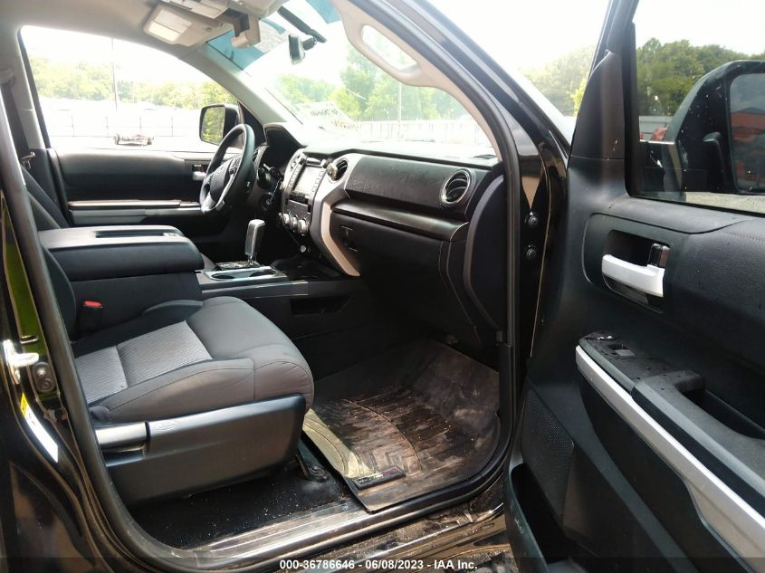 2017 TOYOTA TUNDRA SR5 5.7L V8 5TFDW5F12HX661545