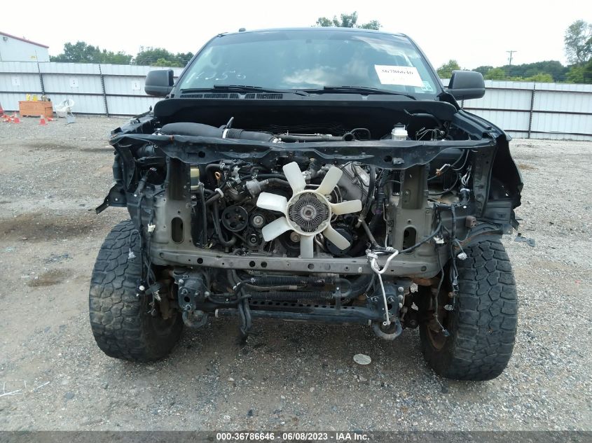 2017 TOYOTA TUNDRA SR5 5.7L V8 5TFDW5F12HX661545