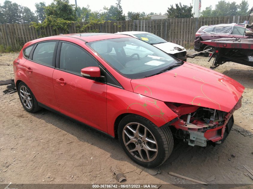 2015 FORD FOCUS SE - 1FADP3K2XFL283369