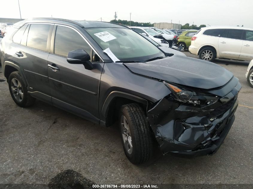 2022 TOYOTA RAV4 LE - JTMMWRFV3ND156721