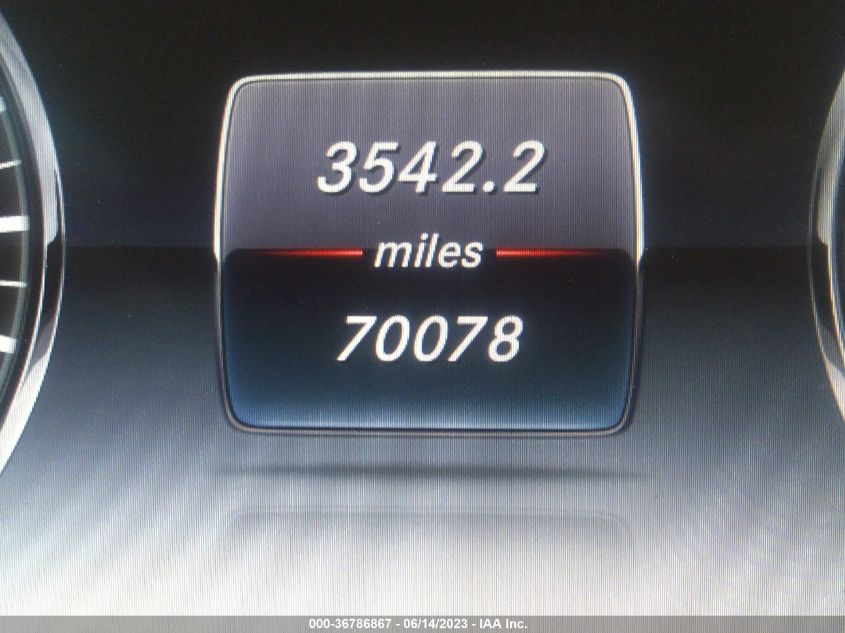 2015 MERCEDES-BENZ S-CLASS S 550 - WDDUG8FB1FA203122