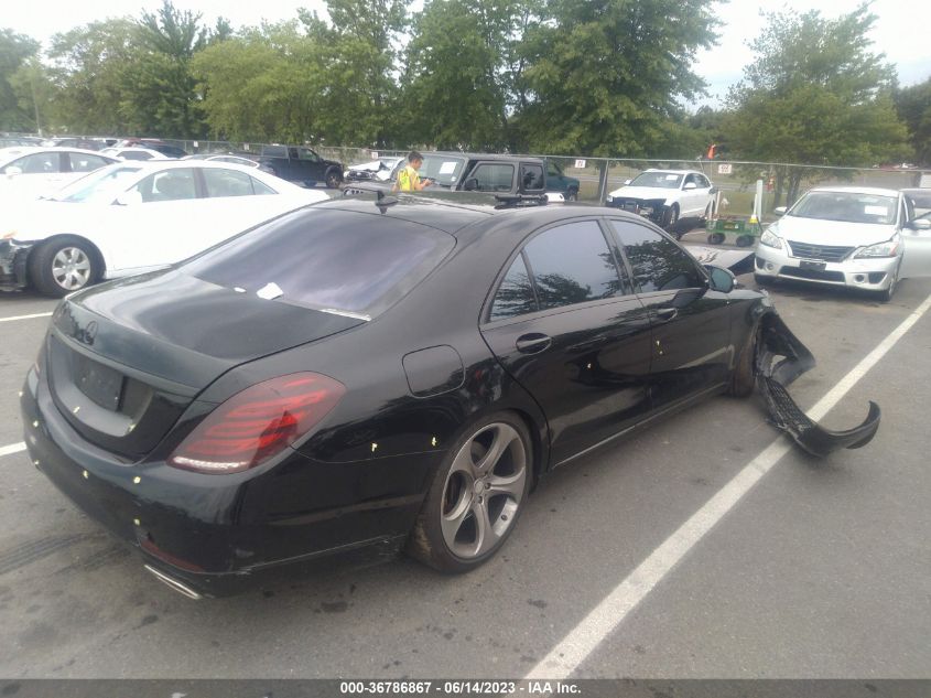 2015 MERCEDES-BENZ S-CLASS S 550 - WDDUG8FB1FA203122
