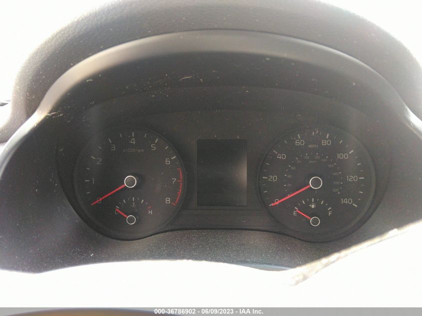 2018 KIA RIO 5-DOOR LX - 3KPA25ABXJE119047