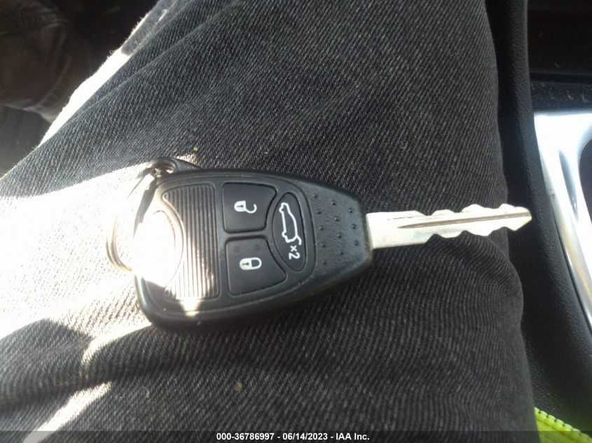 2013 CHRYSLER 200 TOURING - 1C3CCBBG6DN532098