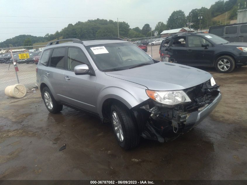 2013 SUBARU FORESTER 2.5X PREMIUM - JF2SHADC9DH440982