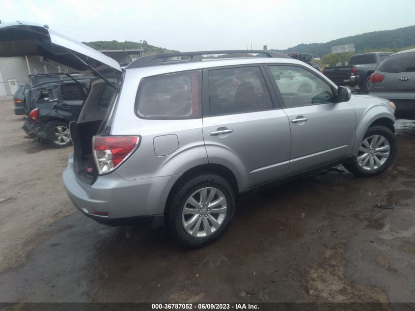 2013 SUBARU FORESTER 2.5X PREMIUM - JF2SHADC9DH440982