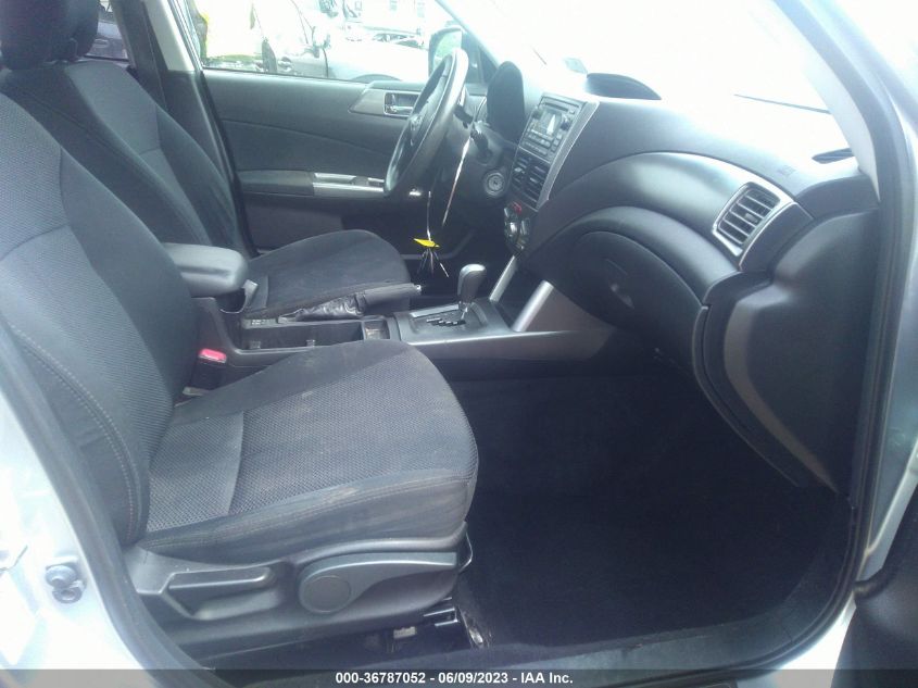 2013 SUBARU FORESTER 2.5X PREMIUM - JF2SHADC9DH440982
