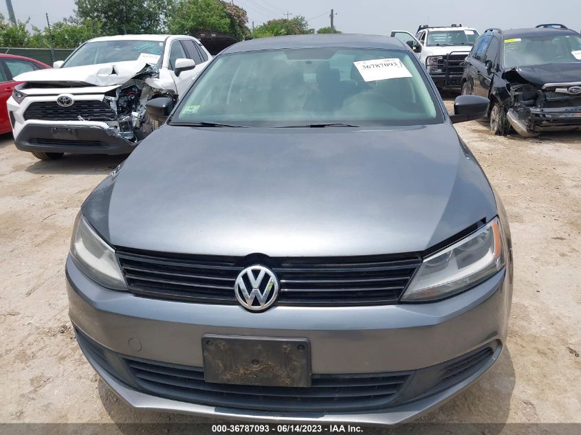 2014 VOLKSWAGEN JETTA SEDAN S - 3VW2K7AJ1EM366084