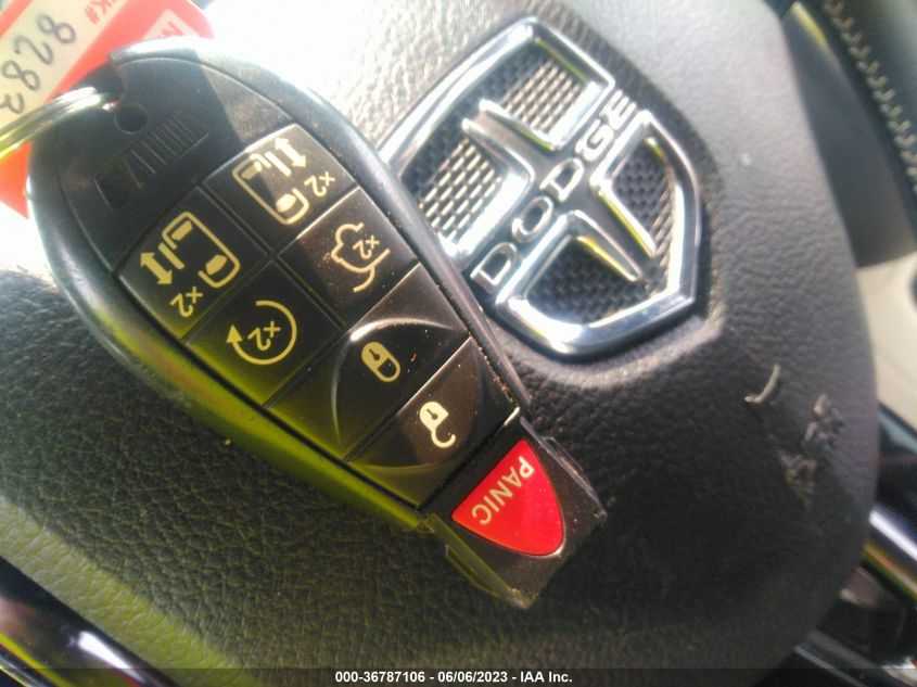 2019 DODGE GRAND CARAVAN SXT - 2C4RDGCG3KR564098