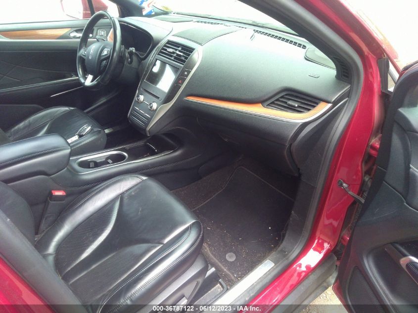 2019 LINCOLN MKC SELECT - 5LMCJ2D97KUL31371