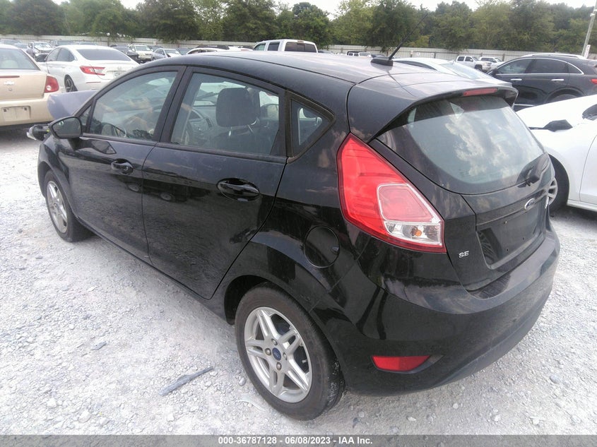 VIN 3FADP4EJ7JM125992 2018 FORD FIESTA SE