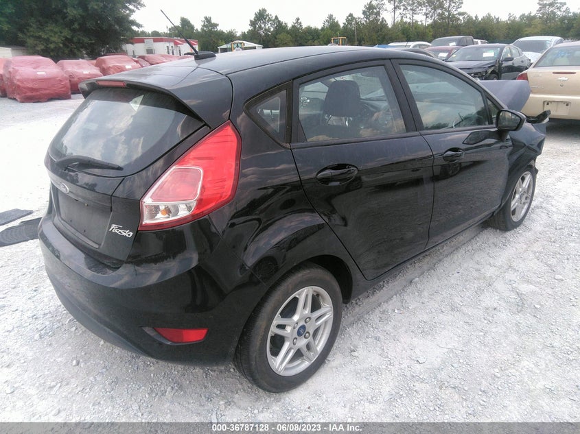VIN 3FADP4EJ7JM125992 2018 FORD FIESTA SE