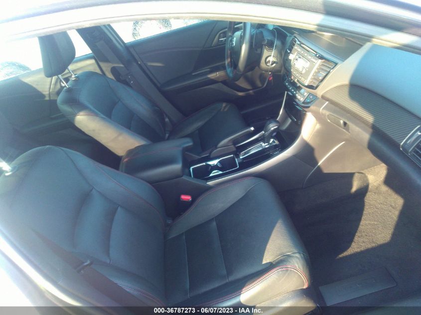 2017 HONDA ACCORD SEDAN SPORT SE - 1HGCR2F14HA006597