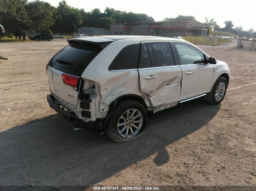 2013 LINCOLN MKX - 2LMDJ6JK8DBL09690