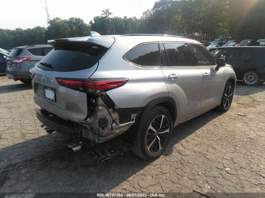 2022 TOYOTA HIGHLANDER XSE - 5TDJZRAH4NS137109