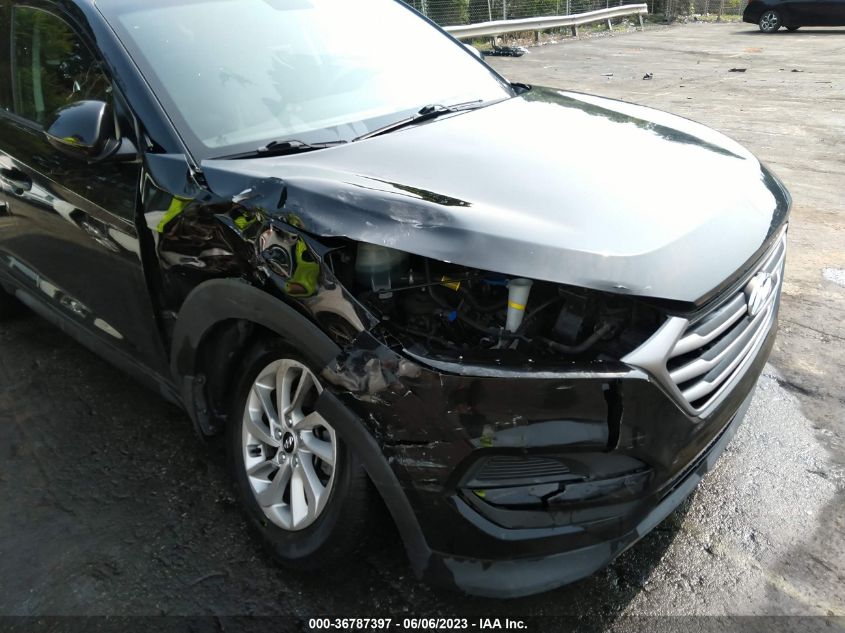 2017 HYUNDAI TUCSON SE - KM8J23A48HU564271