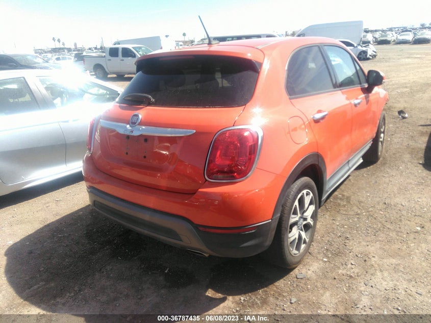 VIN ZFBCFXCB2HP594811 2017 FIAT 500X TREKKING