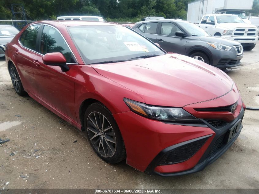 2021 TOYOTA CAMRY SE - 4T1G11AK7MU470408