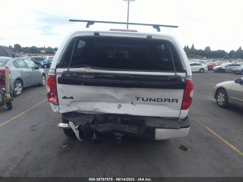 2017 TOYOTA TUNDRA 4WD SR5/TRD PRO - 5TFDY5F12HX640088