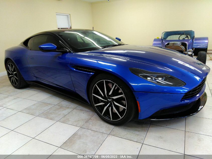 2019 ASTON MARTIN DB11 V8 SCFRMFAWXKGL07303