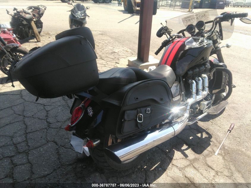 2017 TRIUMPH MOTORCYCLE ROCKET III ROADSTER - SMTC02L40HJ788079