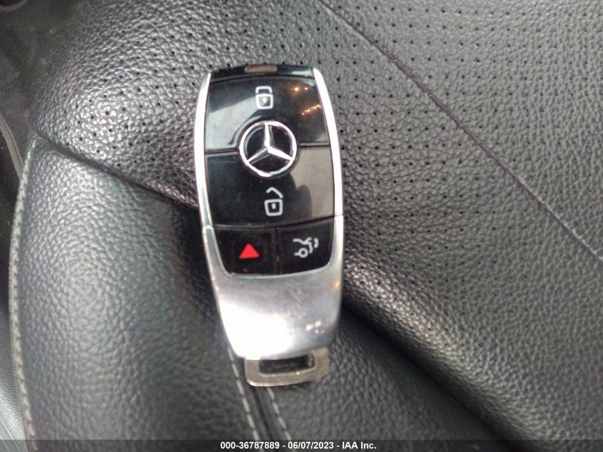 2019 MERCEDES-BENZ E-CLASS E 300 - WDDZF4JB1KA583159