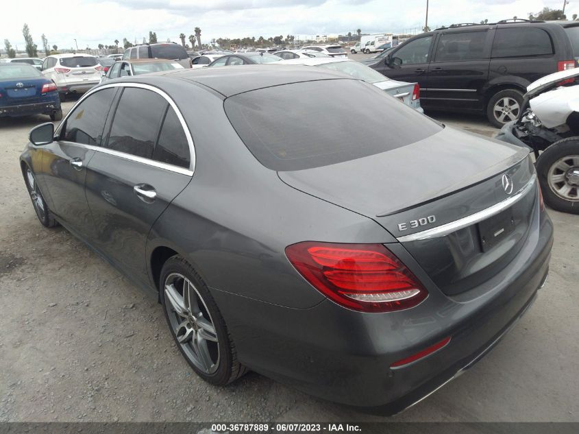 2019 MERCEDES-BENZ E-CLASS E 300 - WDDZF4JB1KA583159