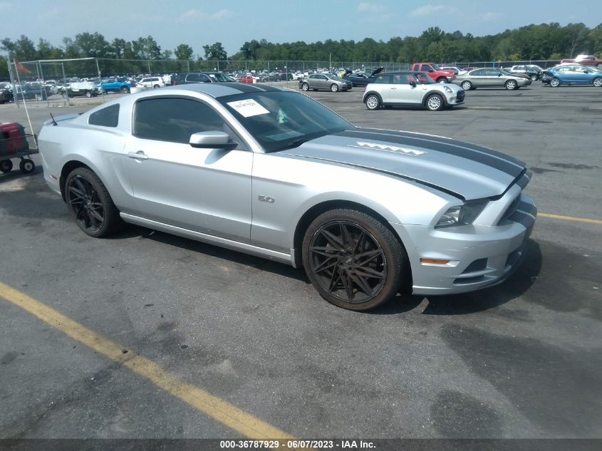 FORD-MUSTANG-1ZVBP8CF9E5223647