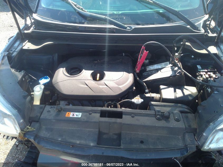 2015 KIA SOUL + - KNDJP3A58F7150806