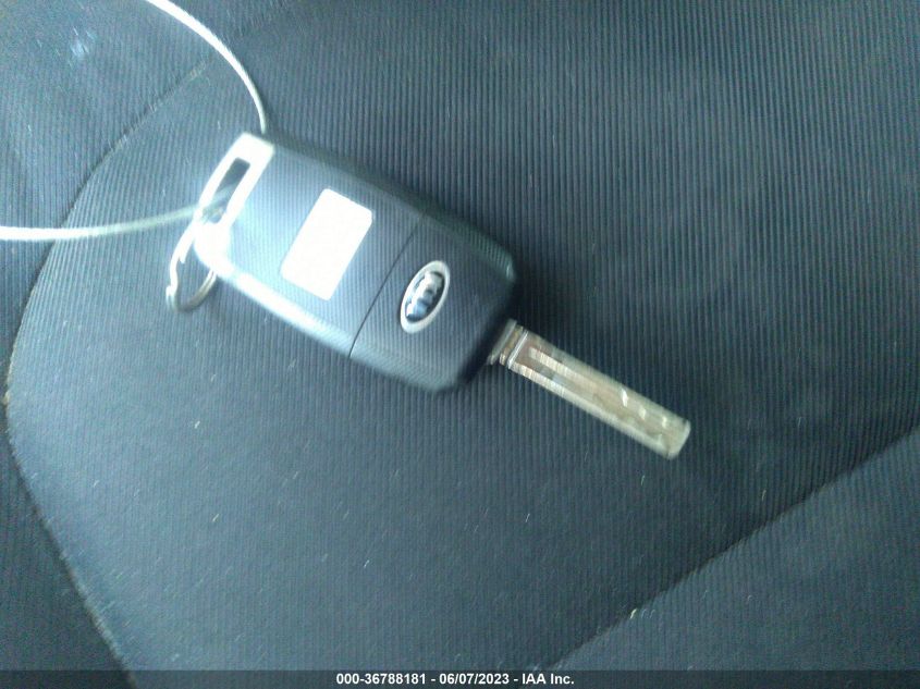 2015 KIA SOUL + - KNDJP3A58F7150806