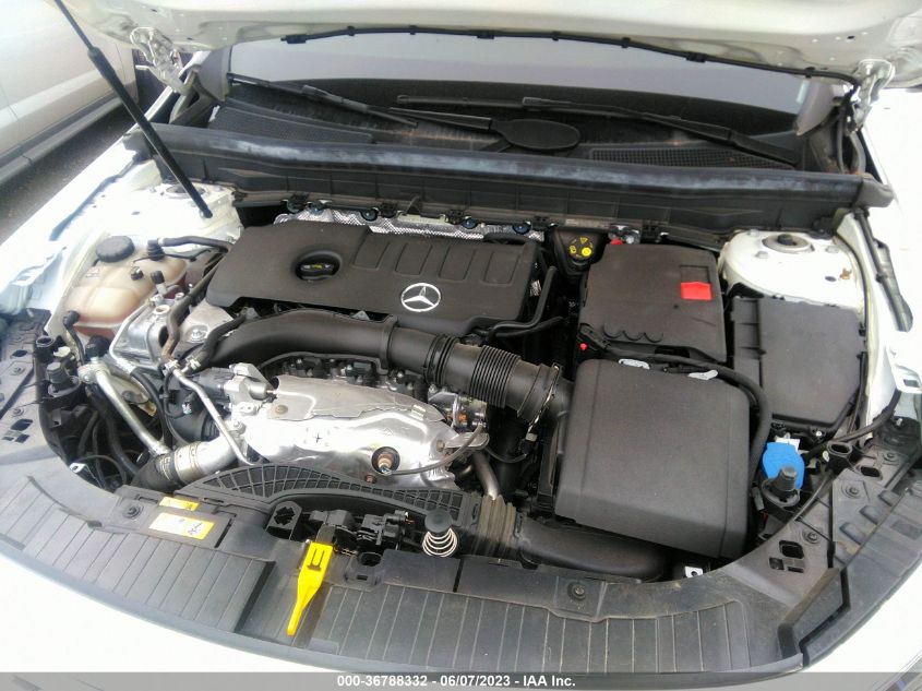 2020 MERCEDES-BENZ GLB GLB 250 W1N4M4GBXLW045641