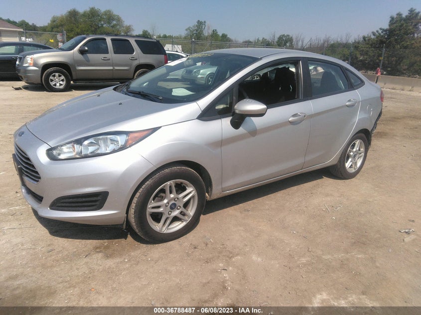 VIN 3FADP4BJ2KM104392 2019 FORD FIESTA SE