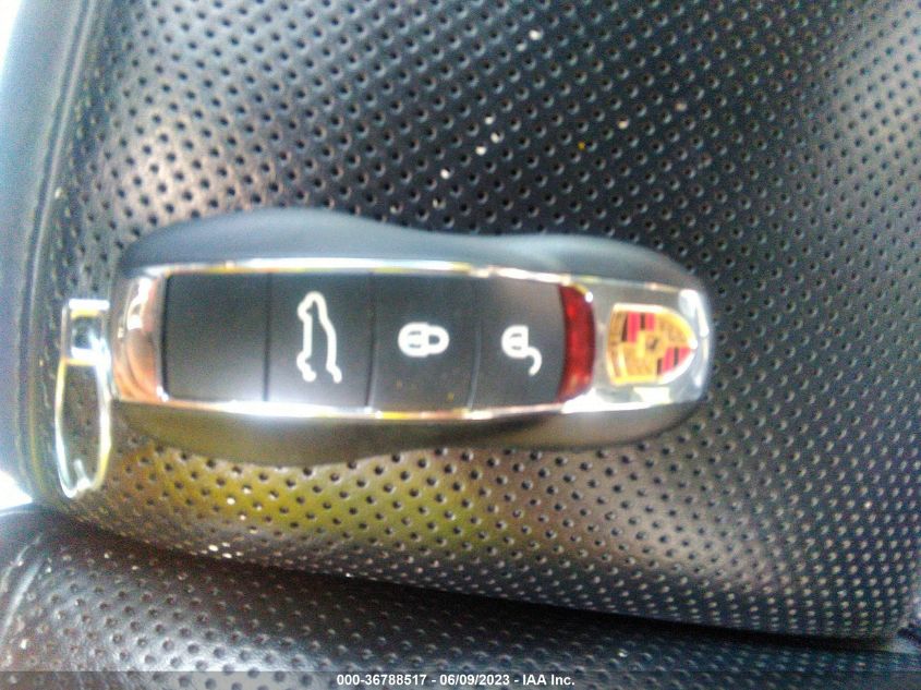2016 PORSCHE CAYENNE - WP1AA2A28GKA11323