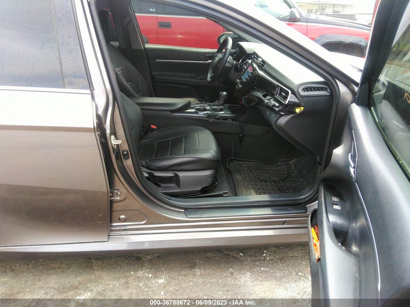 VIN 4T1L11AK7LU932382 2020 TOYOTA CAMRY LE