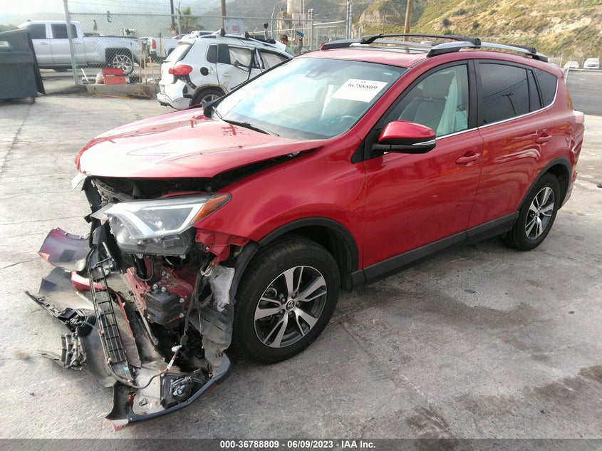 VIN 2T3WFREV2HW402840 2017 TOYOTA RAV4 XLE