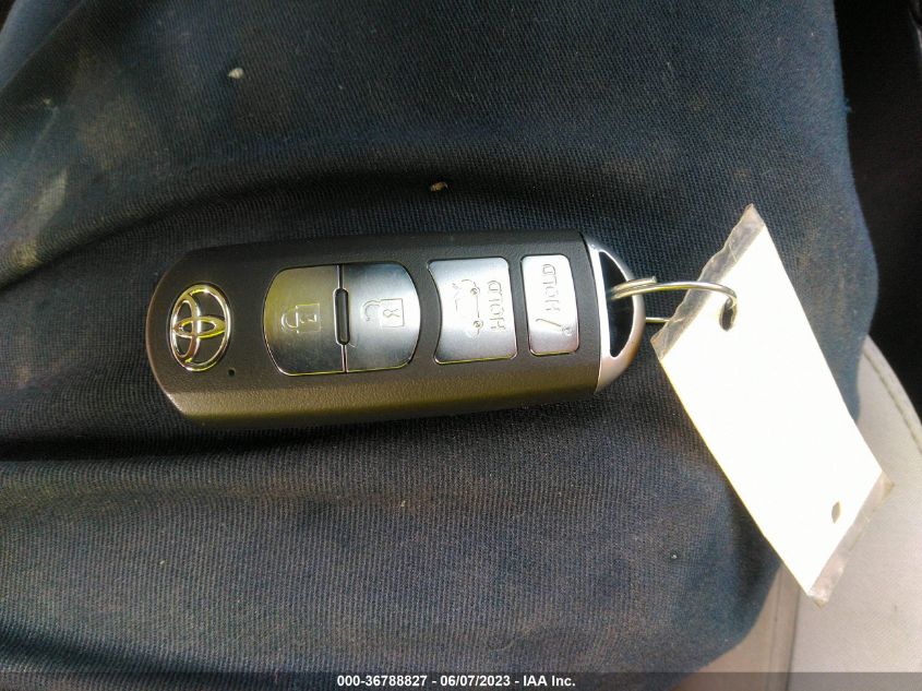 2019 TOYOTA YARIS SEDAN L/LE/XLE 3MYDLBYVXKY507776