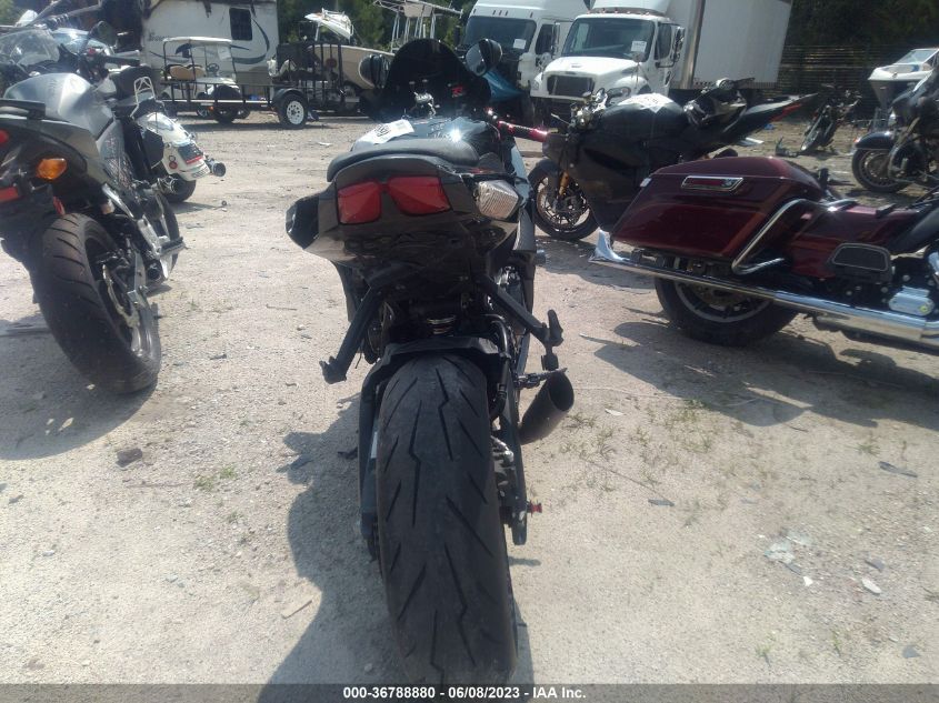 2015 SUZUKI GSX-R750 - JS1GR7MAXF2101442