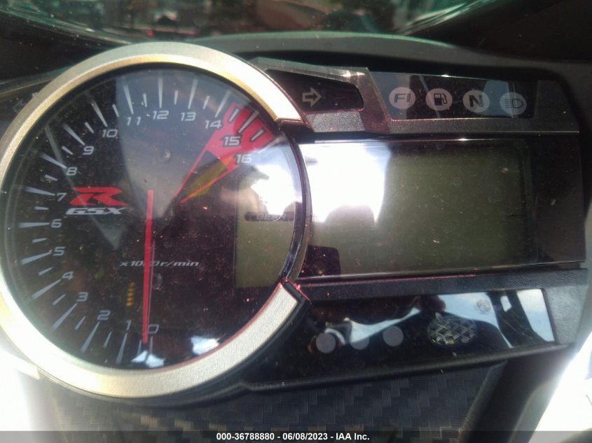 2015 SUZUKI GSX-R750 - JS1GR7MAXF2101442